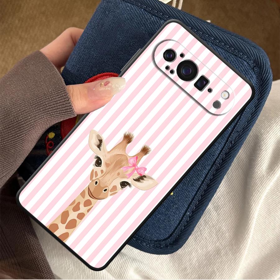 Tablet And Accessories Case - غطاء هاتف كرتوني على شكل زرافة