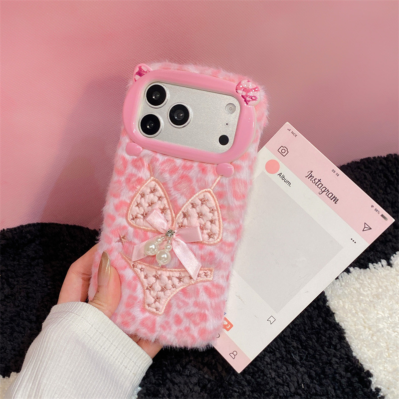 غطاء هاتف بتصميم بيكيني لؤلؤي  - مراجعة Apple Iphone 15 وسعره