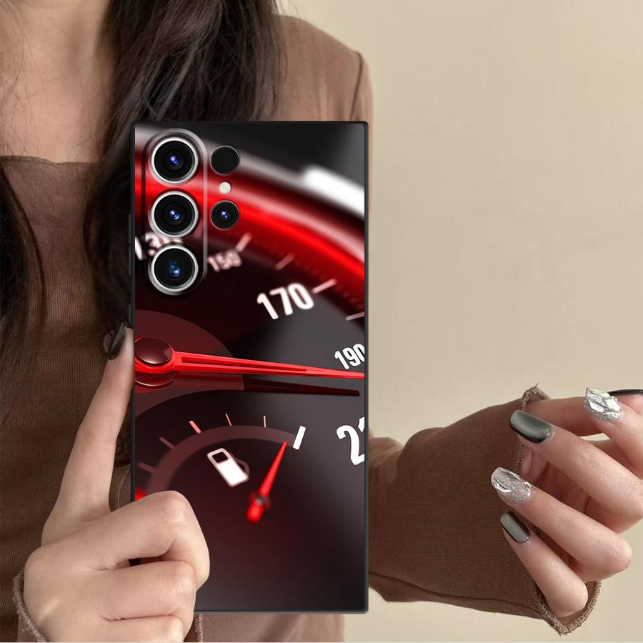 غطاء هاتف بتصميم عداد السيارة  - مراجعة Samsung Galaxy S24 وسعره