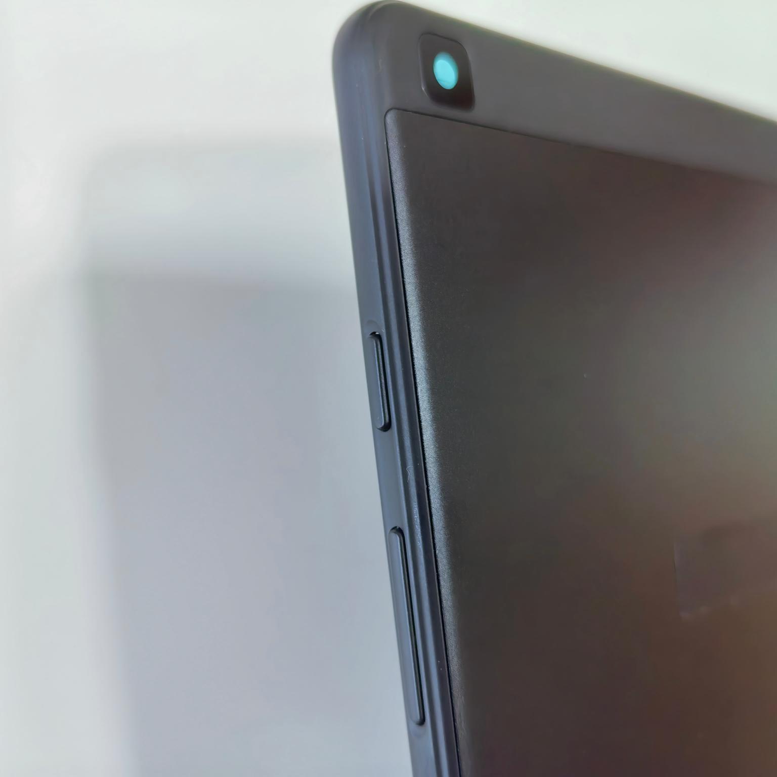غطاء خلفي لجهاز سامسونج جالاكس - مراجعة Galaxy Tablet Accessories وسعره